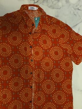 Red Printed Short-Sleeve Men's Shirt